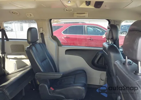 2012 Chrysler Town & Country Touring from USA, damaged, VIN 2C4RC1BG3CR375597